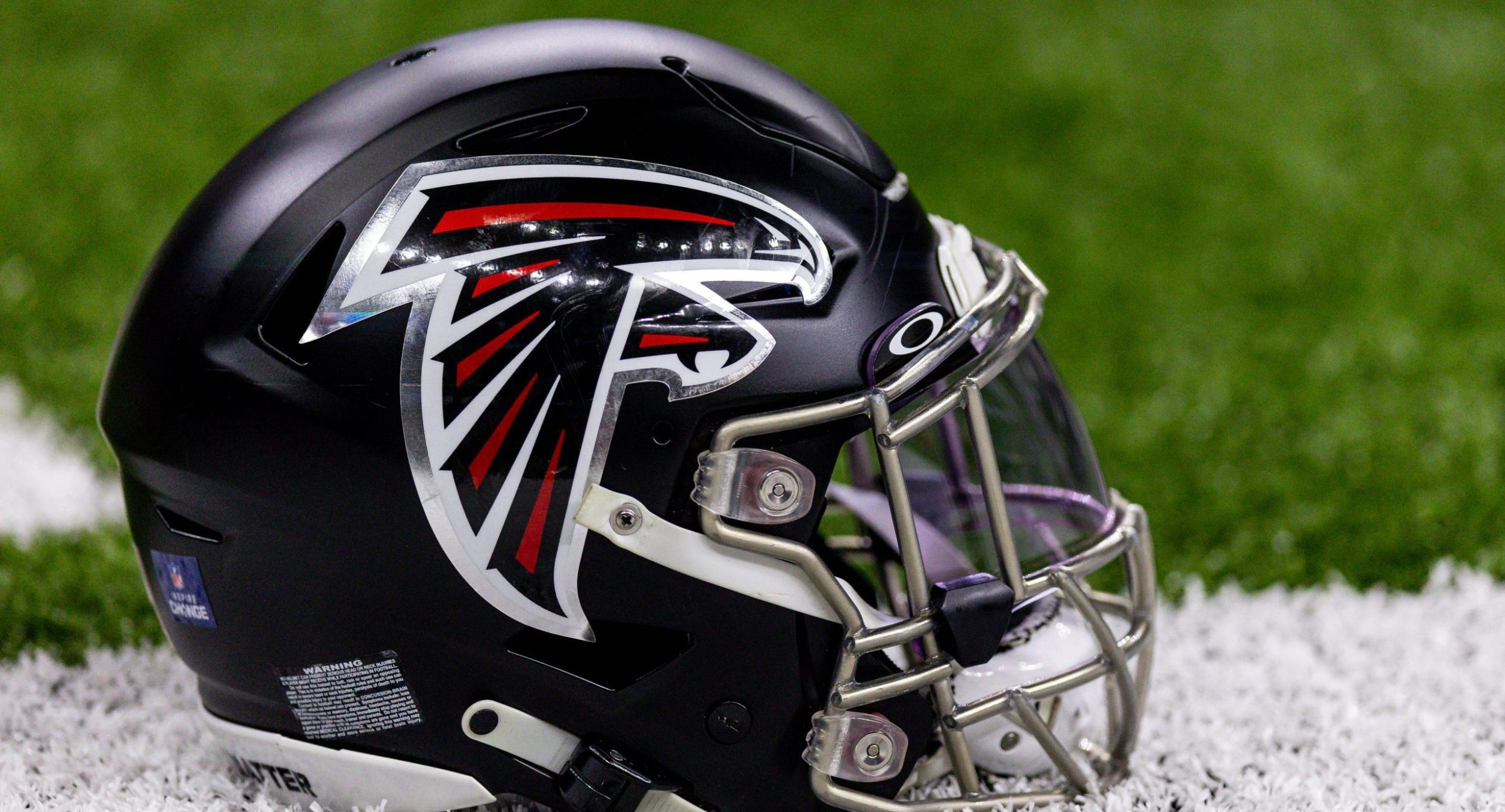 NFL world reacts to Atlanta Falcons uniform news